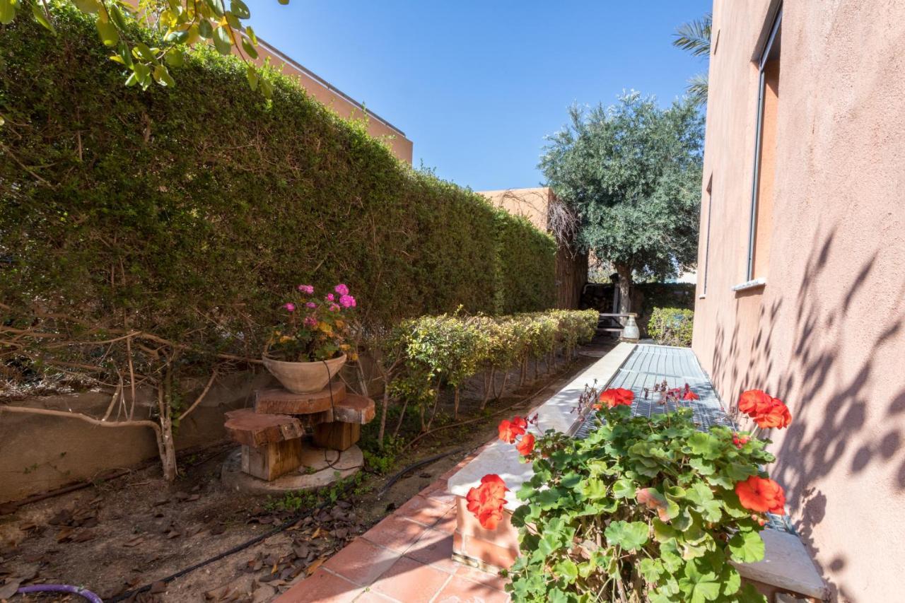 Villa Margo Zimmer à Midreshet Ben Gurion Extérieur photo